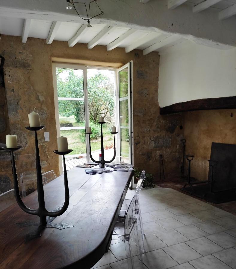 Le Logis Du Pradet Bed & Breakfast Moncrabeau Exterior photo